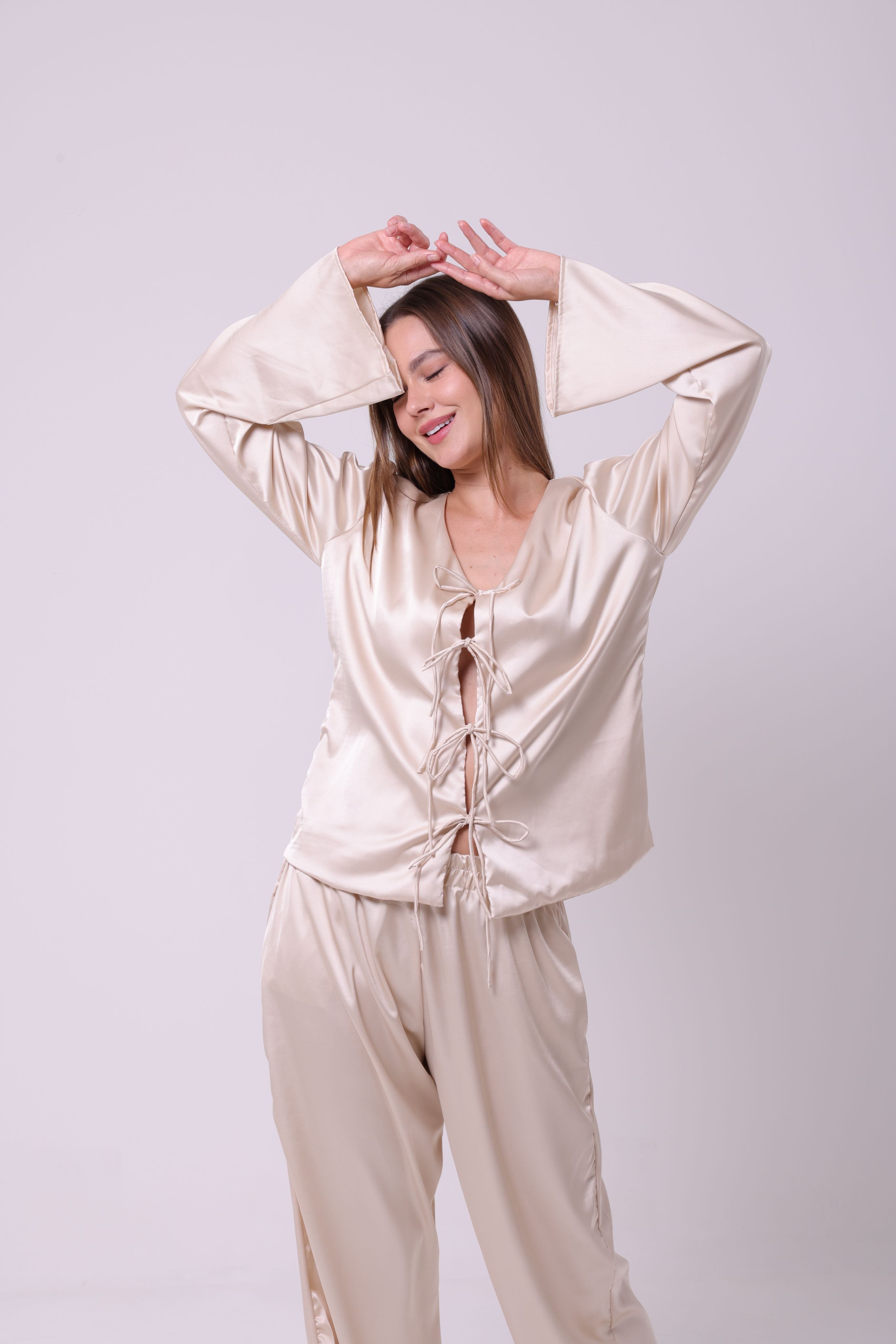 Pijama Longo Cetim Champanhe Glow