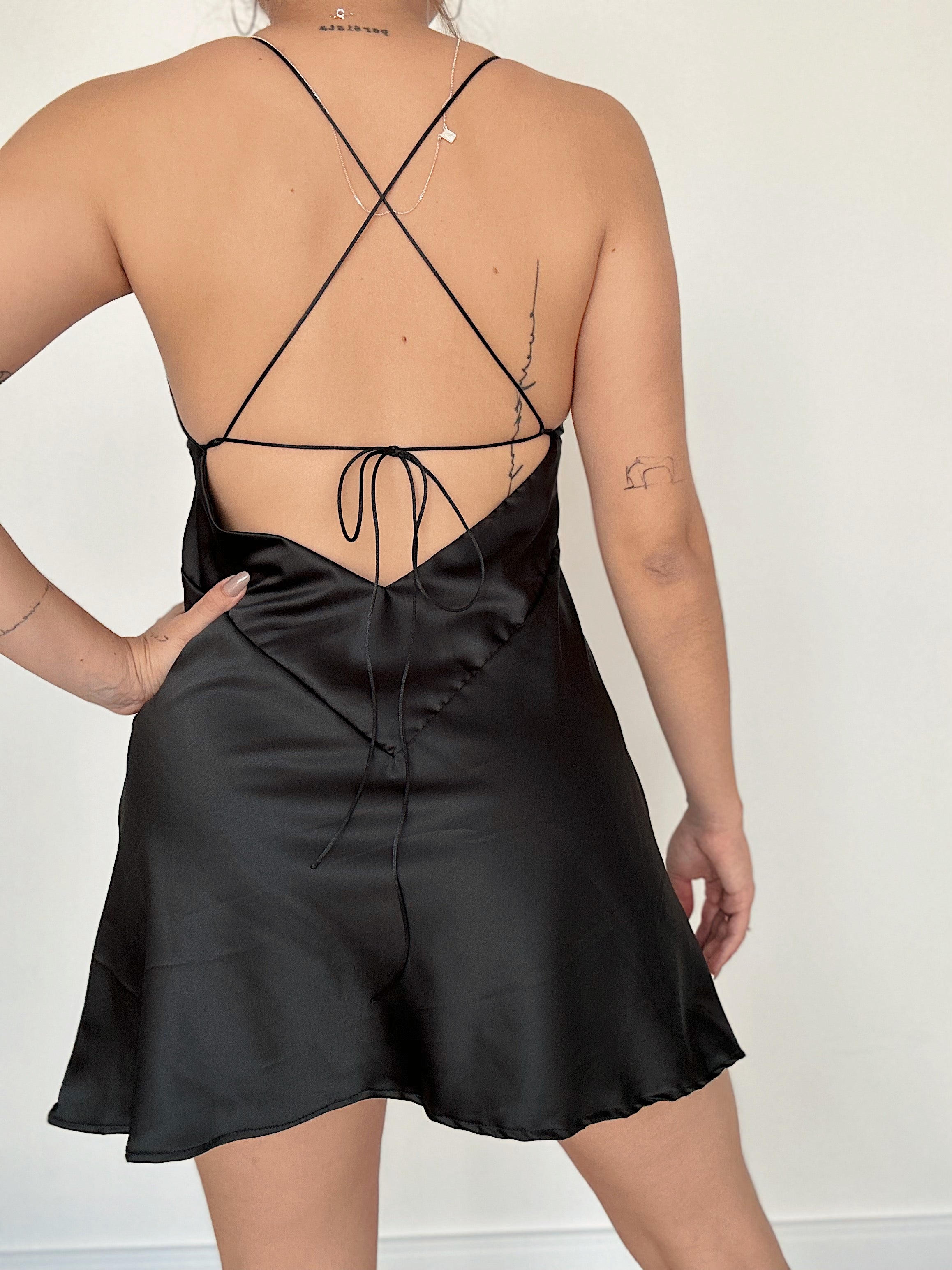 Camisola Cetim - Preta