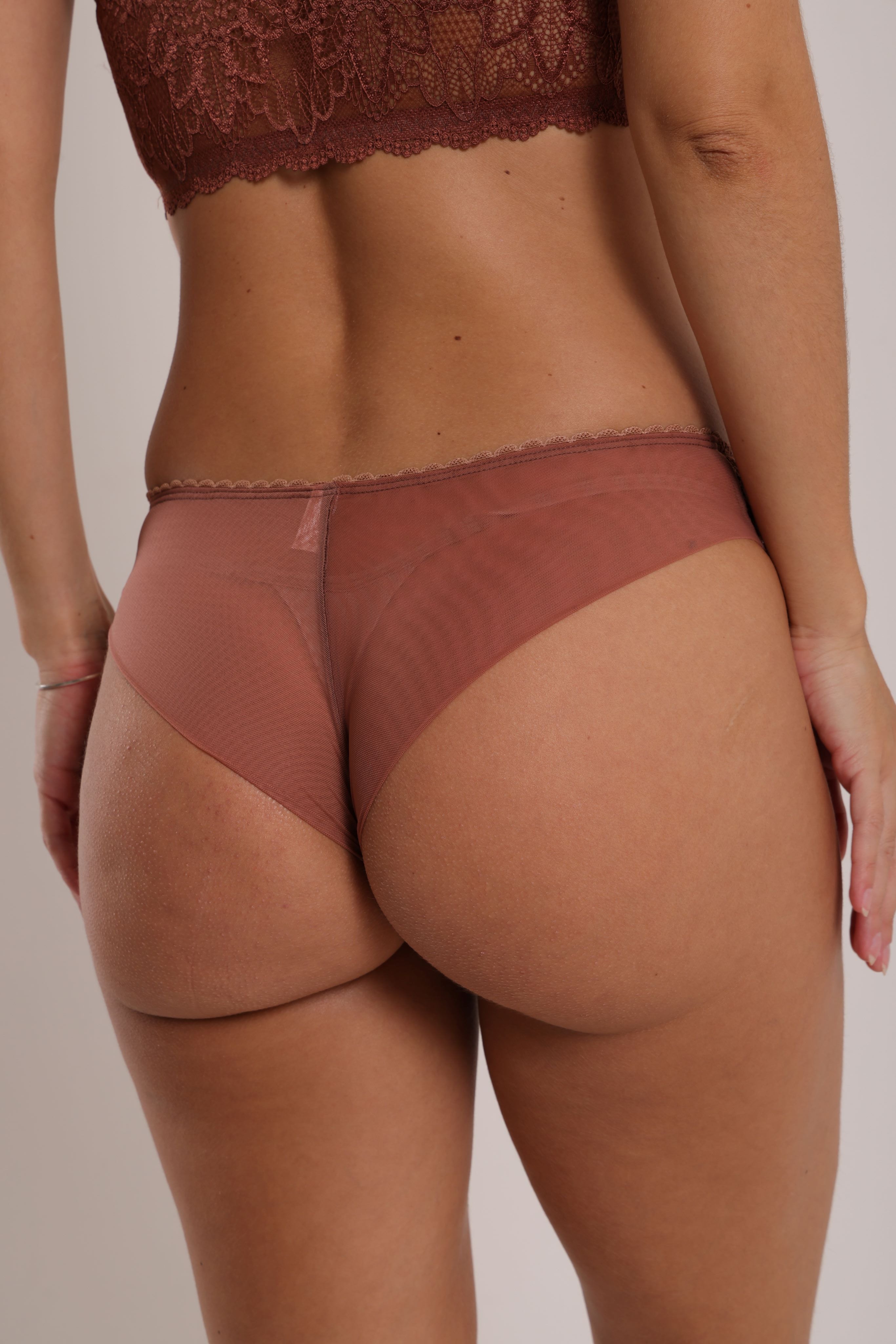 Calcinha Tule e Renda Tanga Marrom