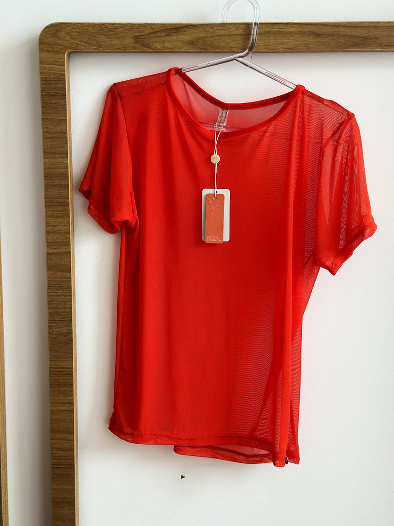 T-shirt tule